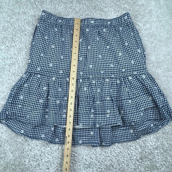 Madewell Embroidered Tiered Pull On Mini Skirt in Gingham Check. Size L. Lined - Picture 10 of 11